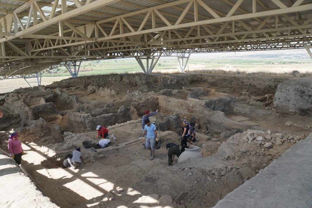 Beycesultan Höyüğü